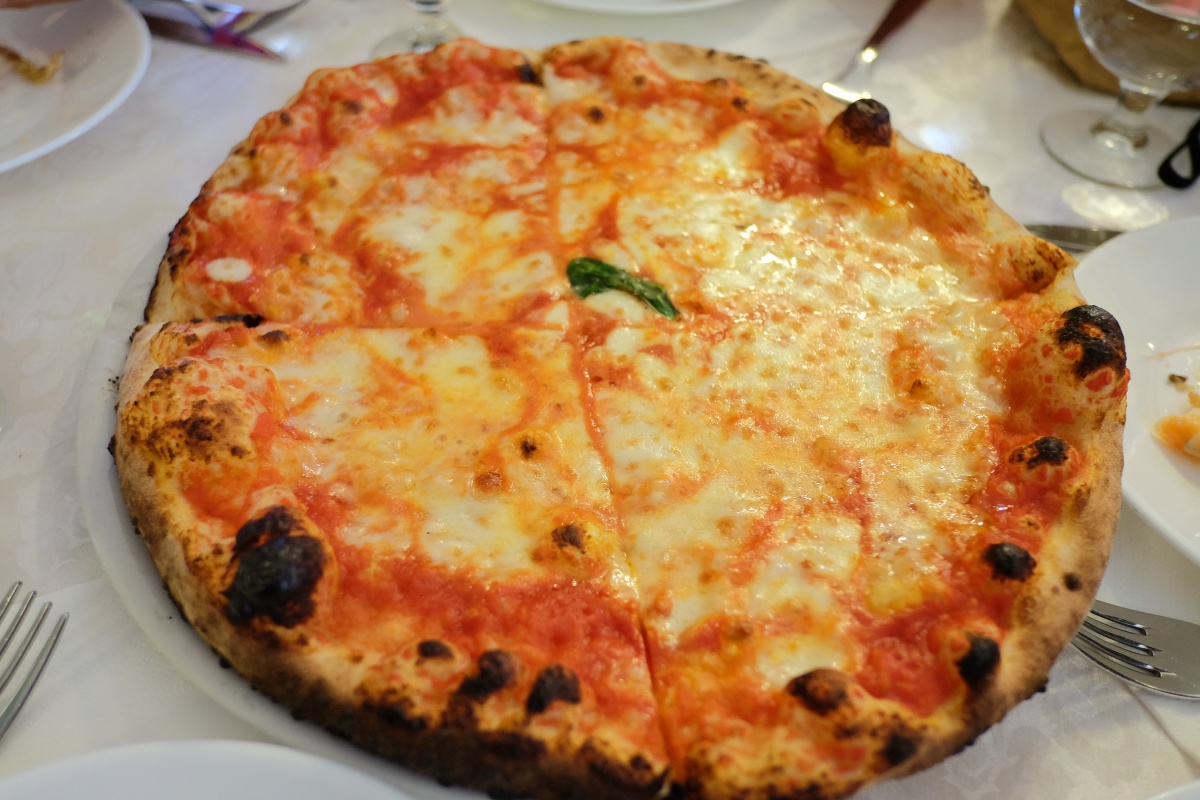 ♠ 義大利食記│龐貝【Ristorante Vesuvio】- 意外走進觀光團的Pizza店
