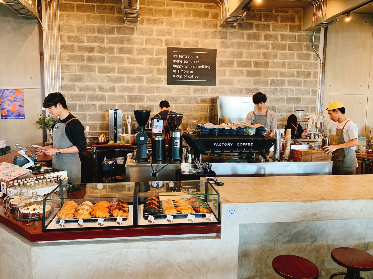 ➻ 曼谷食記│BTS Phaya Thai【Factory Coffee】- 曼谷火紅咖啡店