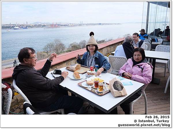 ♣ 土耳其食記│伊斯坦堡【Konyalı Restaurant @ Topkapı Sarayı】-在皇宮裡看海景用餐