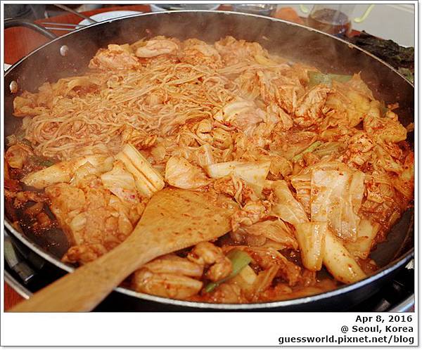 ⓢ 首爾食記｜梧柳洞【辣炒雞肉】- 當地人帶路的好吃辣炒雞