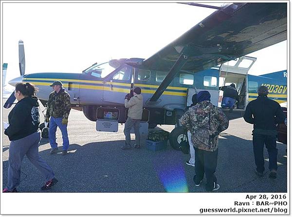 ✈ Barrow飛 Point Hope【Ravn Alaska】-6人座小飛機初體驗