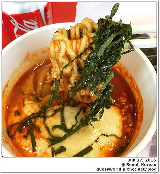 ⓢ 首爾食記｜仁川機場【機器人飯捲 】- 好吃飯捲+香辣的炒年糕泡麵