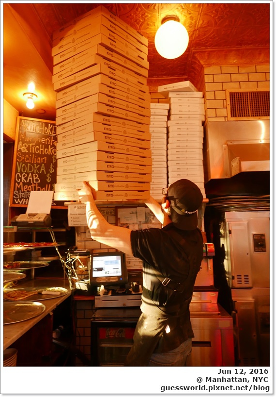 ♣ 紐約食記│Manhattan【Artichoke Basille's Pizza】- 真的是濃湯口味的Pizza