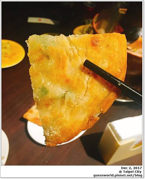 ▦ 食記│台北東門 東門餃子館 - 夠味的酸菜白肉鍋