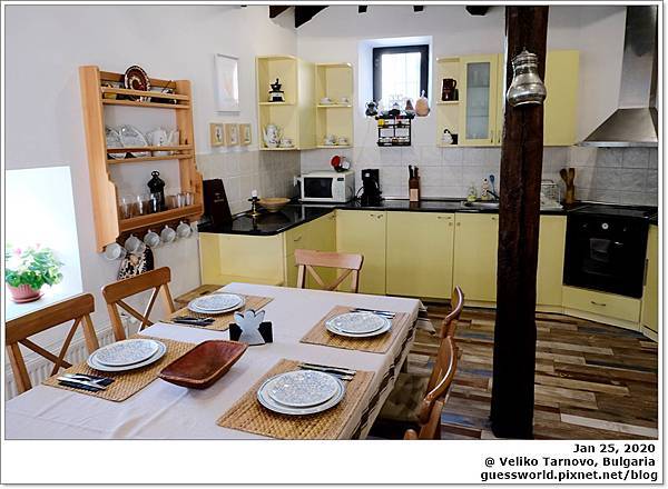 ♠ 保加利亞住宿│大特爾諾沃【Red Konak】- 超過兩百年歷史的古宅Airbnb