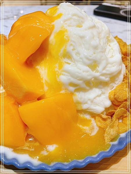 ▦ 食記│台北小巨蛋【春美冰菓室】- 好吃的挫冰、豆花跟甜湯