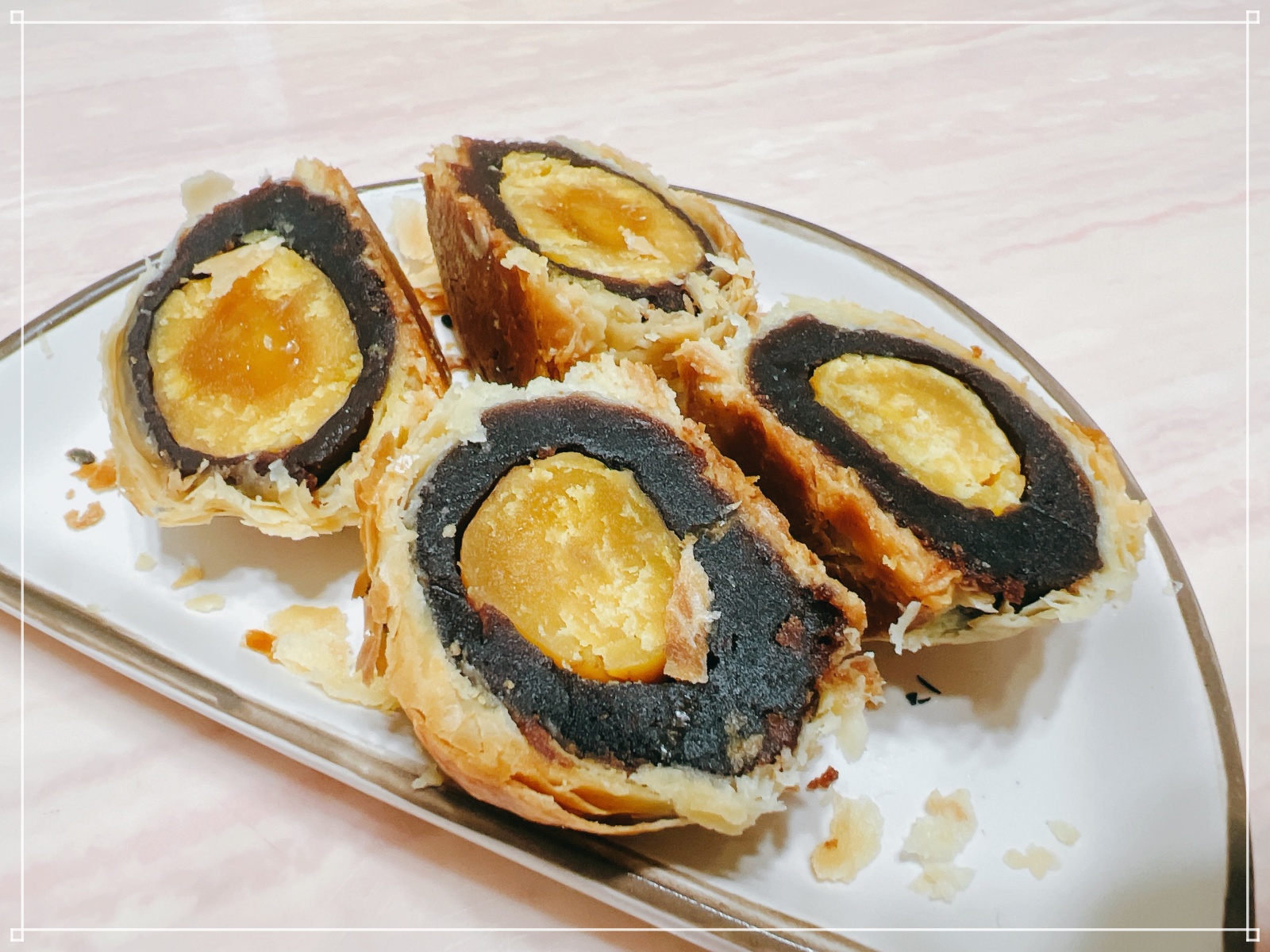 ▦ 食記｜彰化鹿港【新口味食品行】- 美味的蛋黃酥